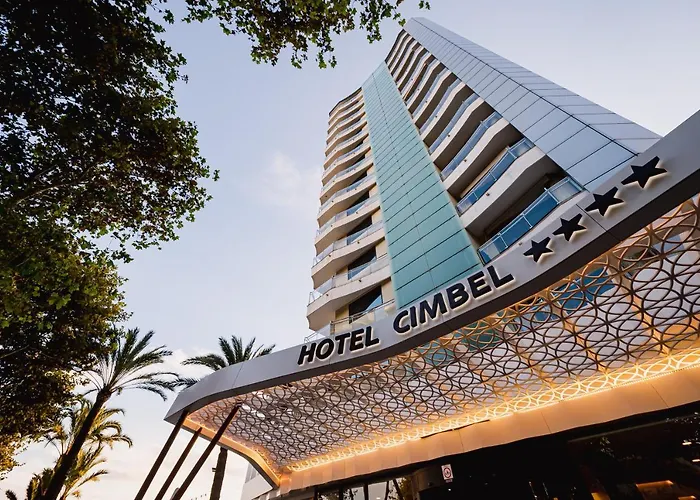 فندق Cimbel بينايدورم