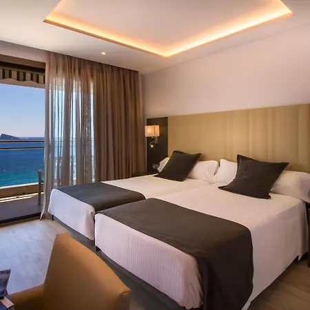 シンベル ホテル