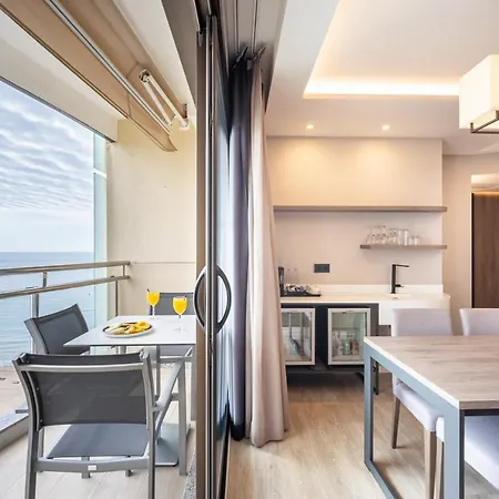 シンベル ホテル 4*