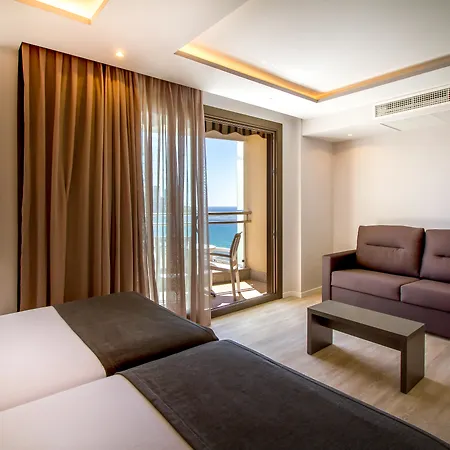 Cimbel Hotell 4*