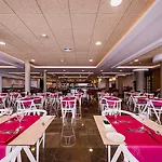 Cimbel 호텔 4*
